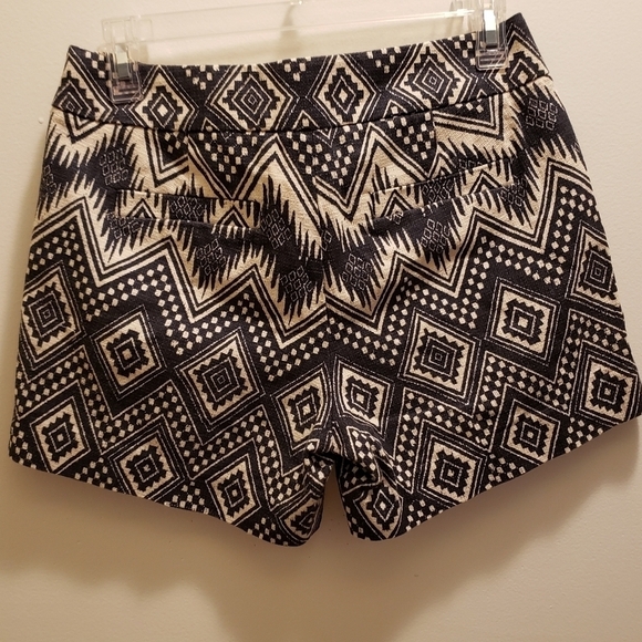 J. Crew Cotton Art Deco Shorts Blue Cream Size 4 - Picture 3 of 9